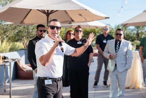 mobile - carousel-hero-element image-11